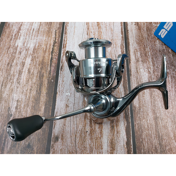 Катушка Select Chrome 2500 (6+1 подшипник) — спиннинговая универсальная, легкий ход., Размер шпули: 2500, фото , изображение 17