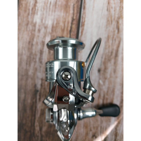 Катушка Select Chrome 2000 (подшип. 6+1), Размер шпули: 2000, фото , изображение 8