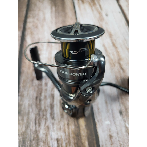Котушка Shimano Twin Power FE 4000 PG (2024), підшип: 9+1, перед. число: 4.4:1, Розмір шпулі: 4000PG, фото , изображение 17