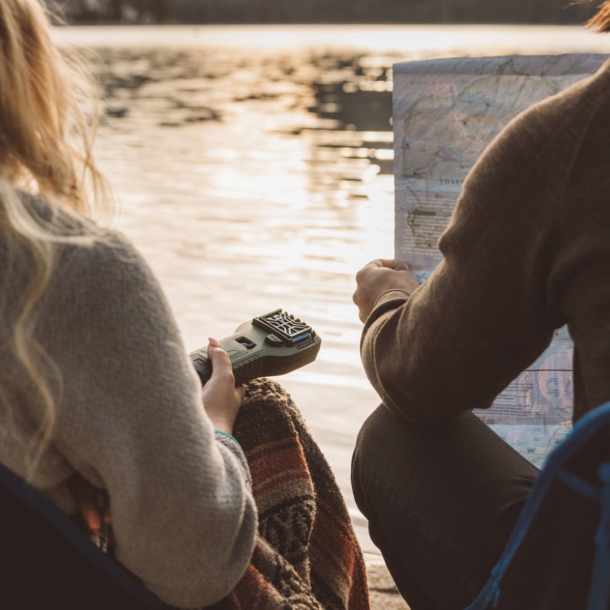 Унікальний портативний прилад для відлякування комарів.