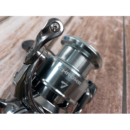 Котушка Select Chrome 2000S (6+1 підшипник) — спінінгова з низькопрофільною шпулею, для тонких шнурів, Розмір шпулі: 2000S, фото , изображение 8