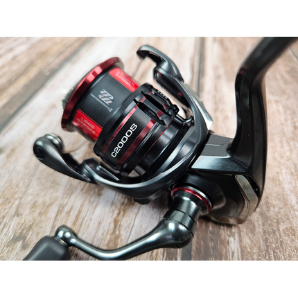 シマノVANFORDC2000S SHIMANO（シマノ） ヴァンフォード C2000S（24年モデル） WEB限定特価