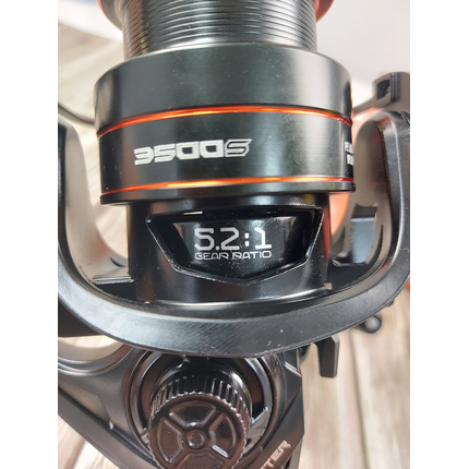 Котушка Select Master 3500S (4+1 підшипник, 5.2:1) — потужна спінінгова котушка з низькопрофільною щпулею, для джига та воблерів, Розмір шпулі: 3500S, фото , изображение 8