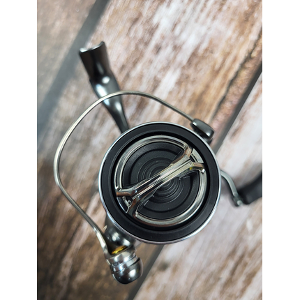 SHIMANO:: Котушка Shimano Twin Power FE C2000S (2024), підшип: 9+1