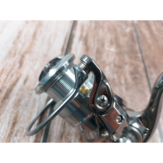 Котушка Select Chrome 2000S (6+1 підшипник) — спінінгова з низькопрофільною шпулею, для тонких шнурів, Розмір шпулі: 2000S, фото , изображение 9