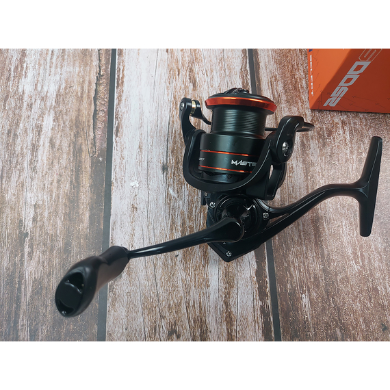 Котушка Select Master 2500S (4+1 підшипник, 5.2:1) — спінінгова з низькопрофільною шпулею для джигу й воблерів, Розмір шпулі: 2500S, фото , изображение 11