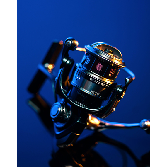 Котушка Favorite Blue Bird 2000S (2025), низькопрофільна шпуля, підшип. 9+1, швидкість: 5.2:1, Розмір шпулі: 2000S, фото , изображение 7