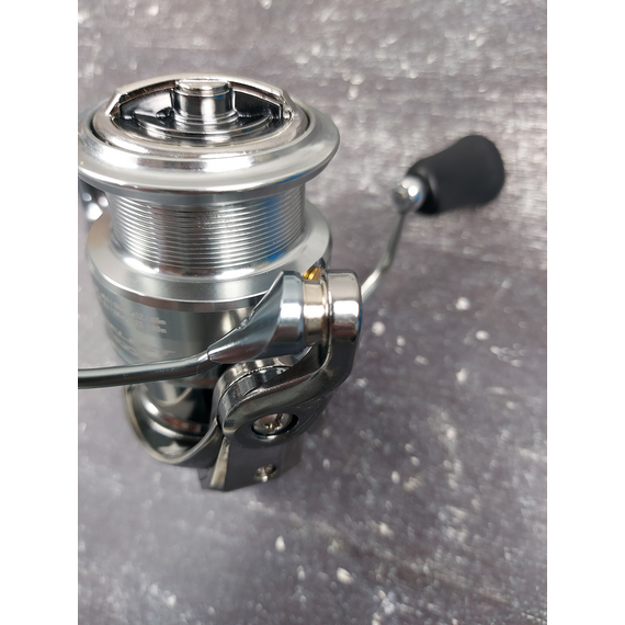 Котушка Select Chrome 4000S (6+1 підшипник) — спінінгова з низькопрофільною шпулею для дальнього закидання, Розмір шпулі: 4000S, фото , изображение 8