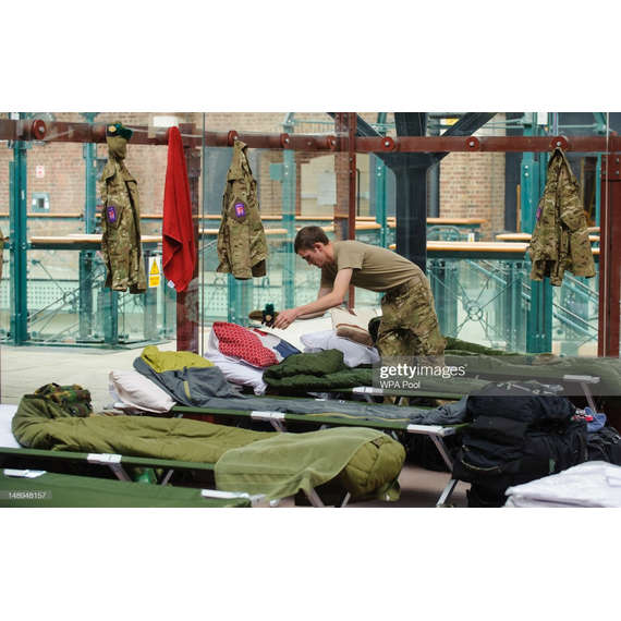 Розкладне ліжко армійське (розкладачка) + Чохол, Конструкція ліжка: НАТО, фото , изображение 12