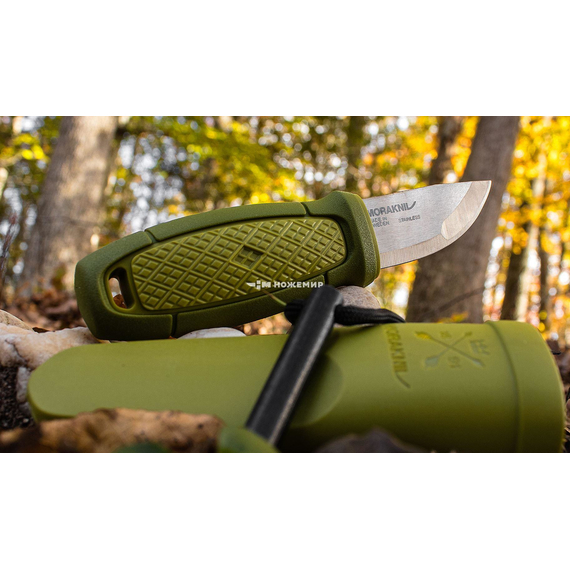 Нож Morakniv Eldris Neck Knife. Цвет - зеленый, сталь - Sandvik 12C27, рукоятка - пластик+резина, пластиковые ножны, огниво, темляк, длина клинка - 56 мм., фото , изображение 16