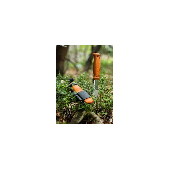 Ніж Morakniv Kansbol Survival Kit. Orange, сталь - Sandvik 12C27, руків’я - пластик, довжина загальна - 226 мм, довжина клинка - 109 мм, звичайна різальна кромка, фото , изображение 13